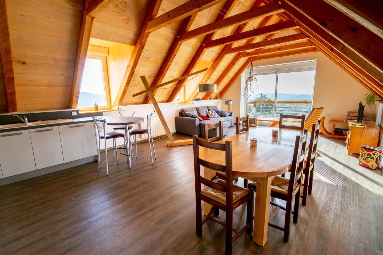 Appartement Charmant A Saint Come D'Olt Vue Montagne 80 M² Balconc Exterior foto