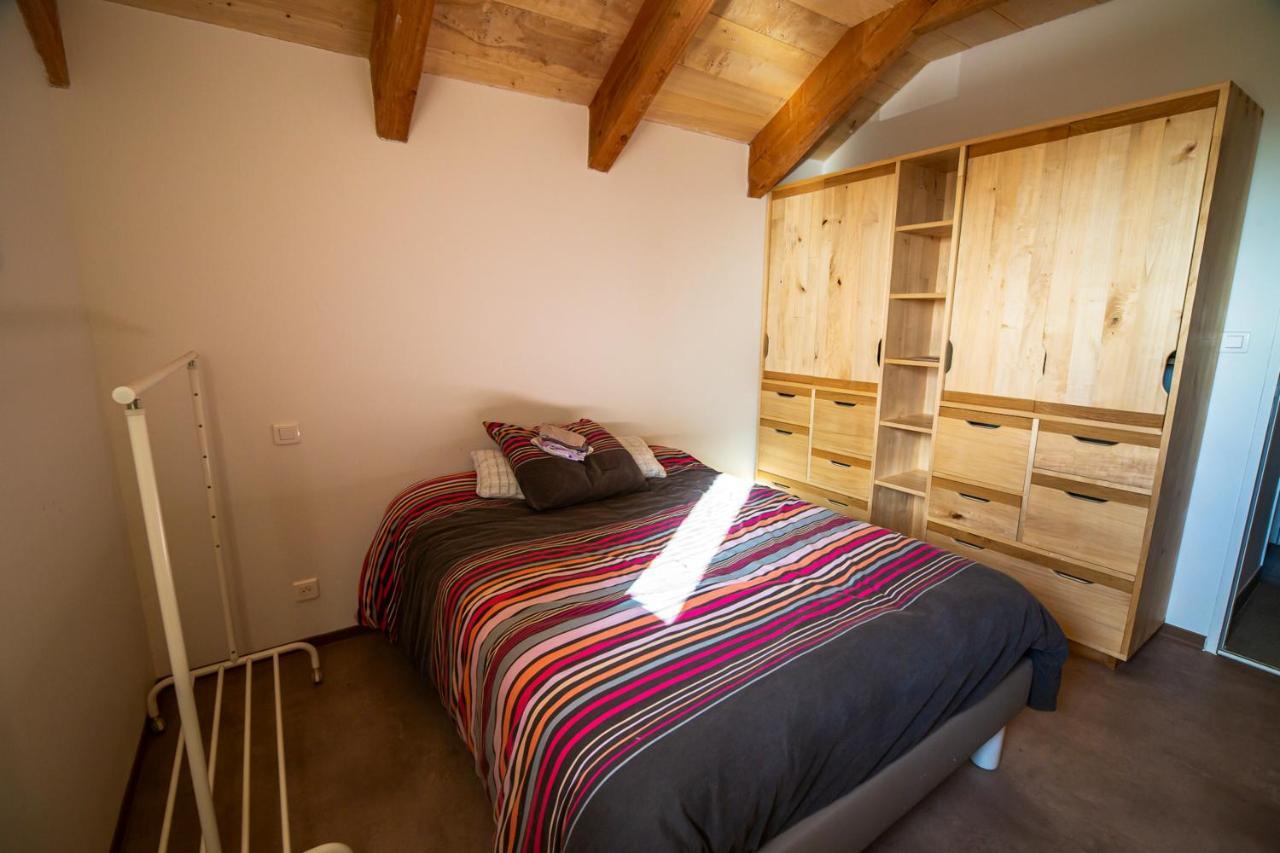 Appartement Charmant A Saint Come D'Olt Vue Montagne 80 M² Balconc Exterior foto